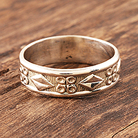 Sterling silver band ring, 'Shimla Shapes' - Women's Sterling Silver Band Ring with Diamond Motifs