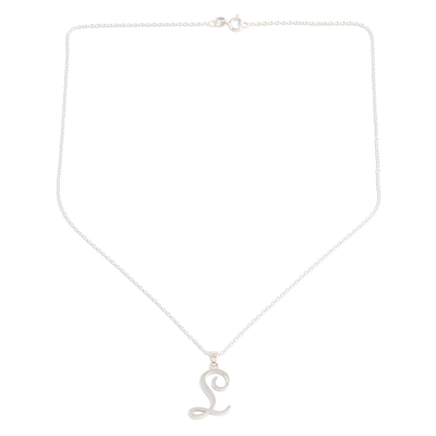 Anhänger-Halskette aus Sterlingsilber, 'Dancing L - Kunsthandwerklich hergestellte L Initialen-Anhänger-Halskette aus Sterlingsilber