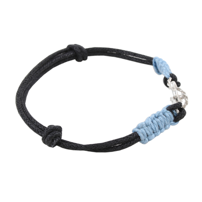 Einheitsarmband aus Sterlingsilber, „Building a Bridge“ – blaues Makramee-Armband mit schwarzer Kordel und silbernem Infinity-Knoten-Einheitsarmband