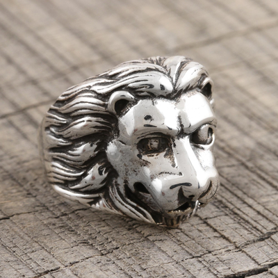 Mens sterling silver ring, Regal Lion