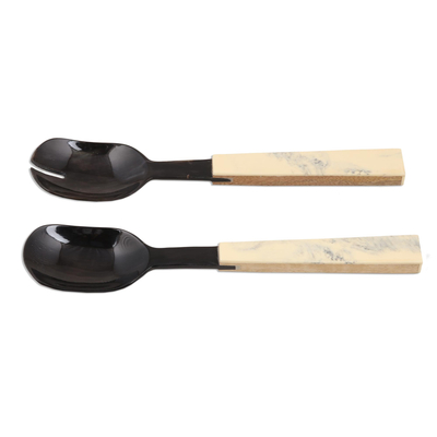 Horn and wood salad servers, 'Lucknow Flavor' (pair) - Artisan Crafted Salad Servers with Horn and Wood (Pair)