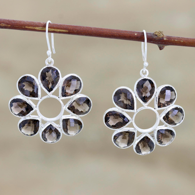 Pendientes colgantes de cuarzo ahumado - Pendientes colgantes de plata con cuarzo ahumado facetado y motivo floral
