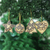 Perlenornamente aus Satin, (4er-Set) - Perlenbestickte Weihnachtsornamente (4er-Set)