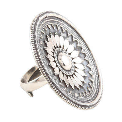 Sterling silver cocktail ring, 'Regal Flower' - Oversized Sterling Silver Cocktail Ring