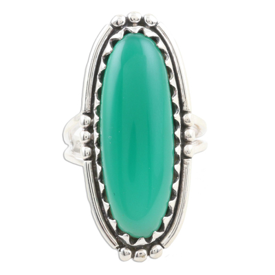 Onyx cocktail ring, 'Crowned in Glory in Green' - Oval Cabochon of Green Onyx Cocktail Ring