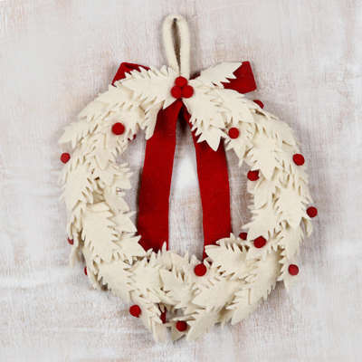 Wool Christmas wreath, 	Christmas Essence