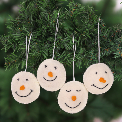 Wollfilz-Ornamente, (4er-Set) - Set mit 4 lächelnden Schneemännern aus Wollfilz
