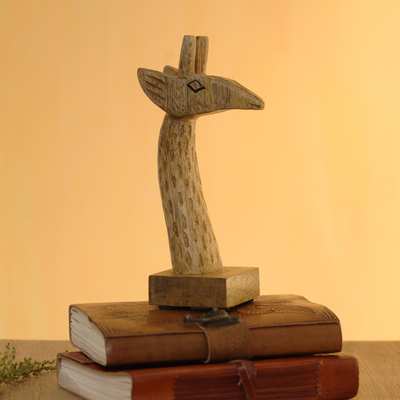 Wood eyeglass holder, 'Spectacular Giraffe' - Hand Carved Mango Wood Giraffe Eyeglass Holder