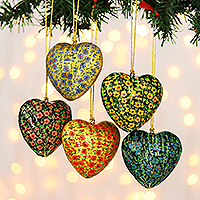 Papier mache ornaments, 'Christmas Garlands' (set of 5) - Papier Mache Heart Shaped Floral Ornaments (Set of 5)