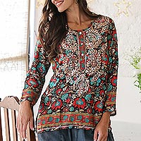 Featured review for Embroidered tunic, Royal Palace