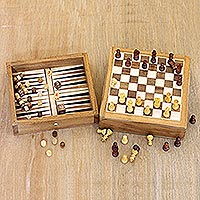 Mini juego de madera, 'Double Trouble' - Mini juego de ajedrez y backgammon de madera de acacia