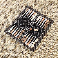 Backgammon-Set aus Baumwolle und Holz, „Ganga Star in Taupe“ – Backgammon-Set aus Segeltuch mit Stickerei