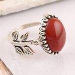 Men's onyx cocktail ring, 'Subtle Oval' - Handmade Men's Onyx and Sterling Silver Cocktail Ring