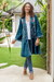 Kimonojacke aus blauem Baumwollsamt, „Blue Kashmiri Garden“ - Bestickte lange Jacke aus blauem Baumwollsamt mit offener Vorderseite