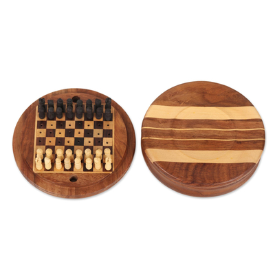 Mini ajedrez de madera de ébano. - Mini ajedrez de madera de acacia y ébano.