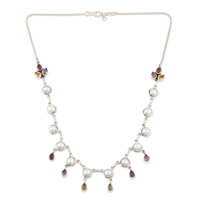 Halskette mit Anhänger aus mehreren Edelsteinen - Halskette mit Anhänger aus kultivierten Süßwasserperlen und Amethyst
