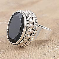 Onyx cocktail ring, 'Midnight Gloss' - Unisex Sterling Silver and Onyx Cocktail Ring