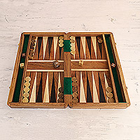 Juego de backgammon de madera, 'Ancient Fun' - Juego de backgammon de madera de acacia hecho a mano de la India