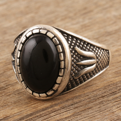 Onyx cocktail ring, 'Sleek Dark Mirror' - Sterling Silver Cocktail Ring with Large Oval Onyx