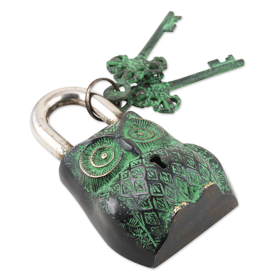 Brass lock and key set, 'King of Midnight' (3 pieces) - Brass Lock and Key Set with Owl Motif (3 Pieces)