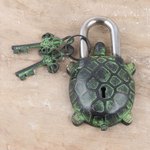 Brass lock and key set, 'Turtle's Treasure' (3 pieces) - Brass Lock and Key Set with Turtle Motif (3 Pieces)