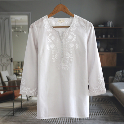 Cotton tunic, 'Summer Elegance' - 3/4 Sleeve Grey Cotton Tunic with White Machine Embroidery