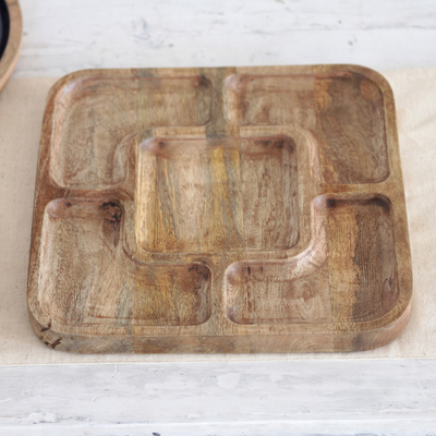 Vorspeisenplatte aus Holz - Handgefertigte Vorspeisenplatte aus Mangoholz