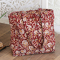 Gesteppte Baumwoll-Einkaufstasche, „Red Elegance“ – Rote gesteppte Baumwoll-Einkaufstasche mit Blockdruckmuster
