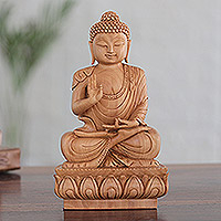 Escultura de madera, 'Con amor' - Escultura de Buda de madera Kadam hecha a mano
