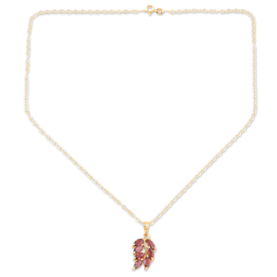 Vergoldete Granat-Anhänger-Halskette - Halskette aus vergoldetem Silber mit einem Granat-Cluster