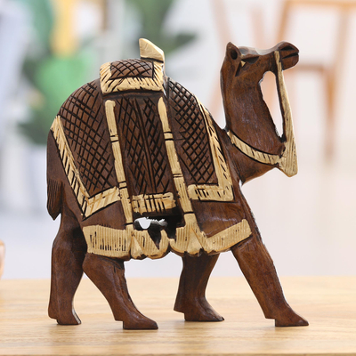 Holzfigur - Kamelholzfigur, handgeschnitzt und handbemalt in Indien