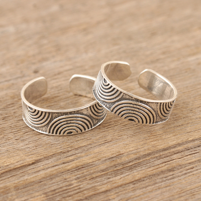 Sterling silver toe rings, 'Hypnotic Style' (pair) - Set of 2 Bohemian Style Sterling Silver Toe Rings from India