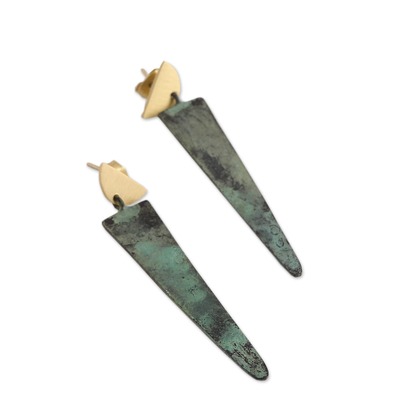 Ohrhänger aus Messing - Moderne dreieckige Ohrhänger aus Messing mit grüner Patina