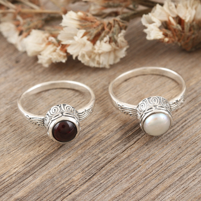 Garnet and cultured pearl single stone rings, 'Ocean and Earth' (set of 2) - Set of 2 Garnet and Pearl Sterling Silver Single Stone Rings