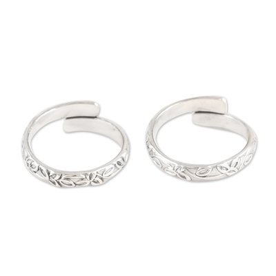 Sterling silver toe rings, 'Blooming Hug' (pair) - Pair of Sterling Silver Toe Rings with Floral Pattern