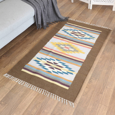 Wollteppich, (3x5) - Handgewebter Teppich aus brauner Wolle mit geometrischen Motiven (3x5)