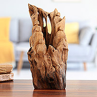 Escultura de madera recuperada, 'Mystic Silhouettes' - Escultura de madera de teca ecológica tallada a mano de la India
