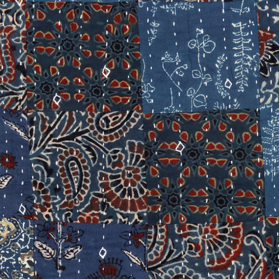 Patchwork-Tischläufer aus Baumwolle, 'Blue Intensity' - Blauer Tischläufer aus Baumwolle mit Patchwork-Muster aus Indien