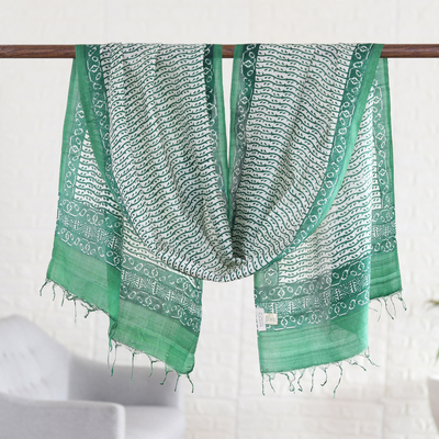 Mantón de seda - Chal de Seda Verde con Motivo de Hojas Estampado a Mano