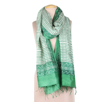 Silk shawl, 'Emerald Bliss' - Green Silk Shawl with Hand-Block Printed Leafy Pattern