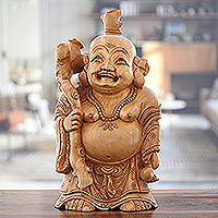 Escultura de madera, 'Sonrisa del maestro' - Escultura de Buda de madera Kadam tallada a mano de la India