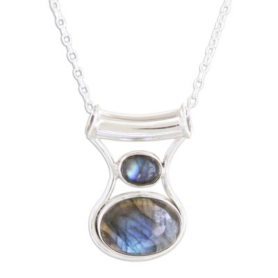 Labradorite pendant necklace, 'Simply Serene' - Sterling Silver Pendant Necklace with Natural Labradorite