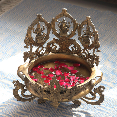 Cuenco decorativo de latón - Cuenco decorativo de latón con acabado antiguo y detalles hindúes.