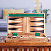 Backgammon-Set aus Holz, „Challenge Time“ – Handgefertigtes Backgammon-Set aus Akazien- und Papdi-Holz aus Indien