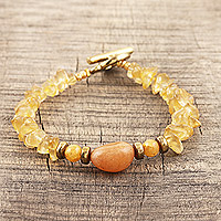 Quartz and agate beaded pendant bracelet, 'Sun Adoration' - Handcrafted Yellow Quartz and Agate Beaded Pendant Bracelet