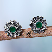 Pendientes de botón de ónix, 'Classic Green Blossom' - Pendientes de botón de ónix verde y plata 925 con motivo floral