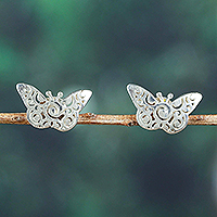 Pendientes de botón de plata de ley, 'Fluttering Charm' - Pendientes de botón de plata de ley en forma de mariposa de la India