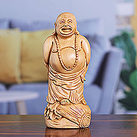 Escultura de madera, 'La dicha de Buda' - Escultura de madera Kadam de Buda riendo pulida tallada a mano