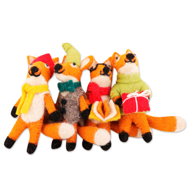 Wool felt ornaments, 'Fantastic Foxes' (set of 4) - Set of 4 Handcrafted Wool Felt Fox Ornaments from India