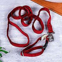 Set aus Halsband und Leine für Haustiere, „Adorable Fusion in Cherry“ – Set aus verstellbarem Halsband und Leine aus Kunstsamt in Kirsche